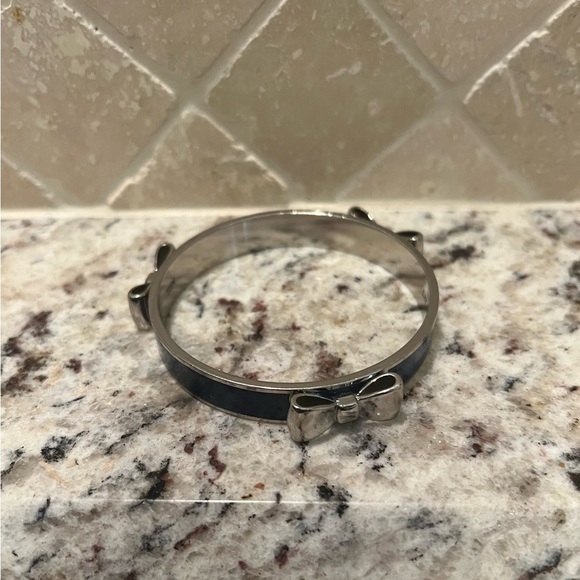 MFIL My Flat In London Silver Tone and Blue Enamel 3 Bows Bracelet - Picture 2 of 8